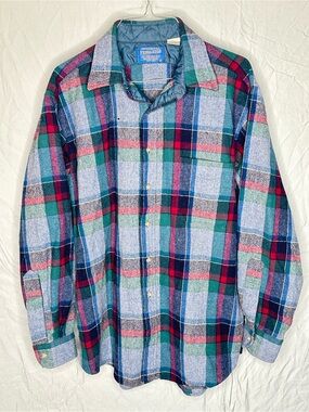 Vintage Pendleton 100% Virgin Wool Plaid Board Shirt USA Men’s Large